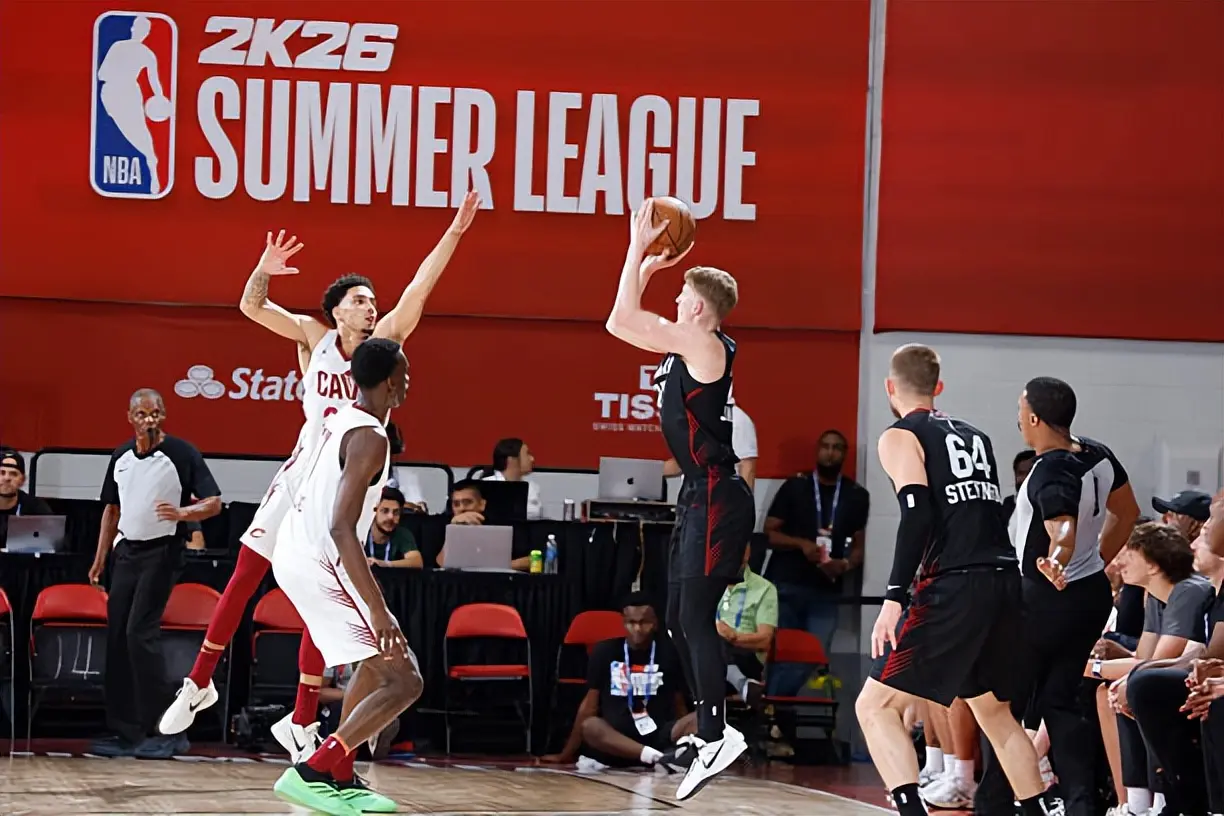 on写道, 赛中的表现, 斯在敏捷性 on写道, 赛中的表现, 斯在敏捷性