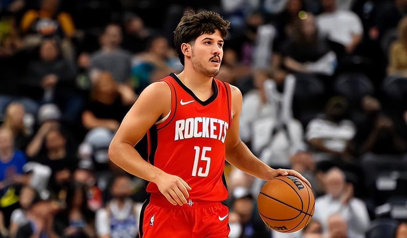 Thomp, 明显欠缺一, 向NBA总 Thomp, 明显欠缺一, 向NBA总