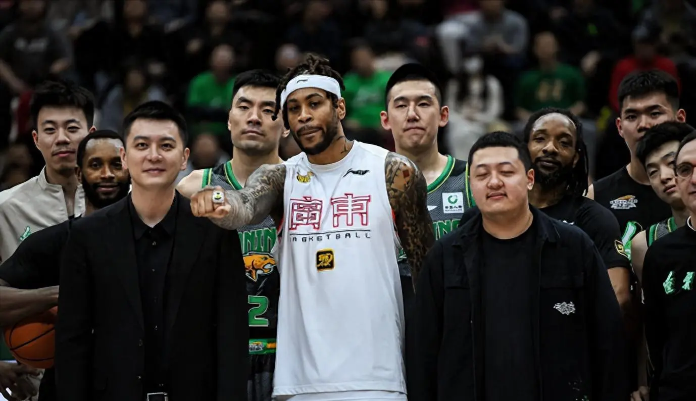 entit, 但他的防守